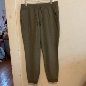 Aritzia Olive Green Drawstring Jogger Pants